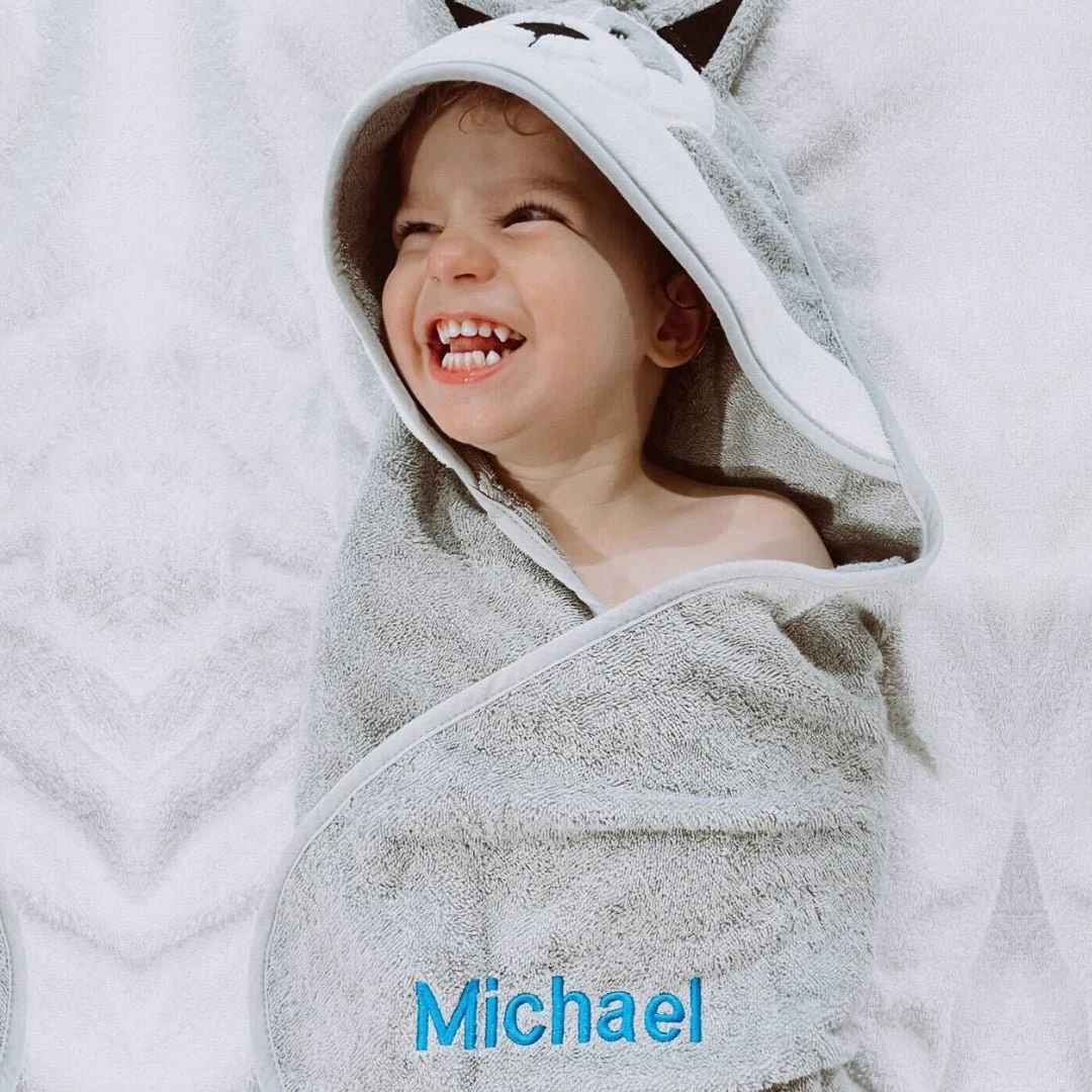 Hooded Towel - Bandit The Raccoon - Image 3